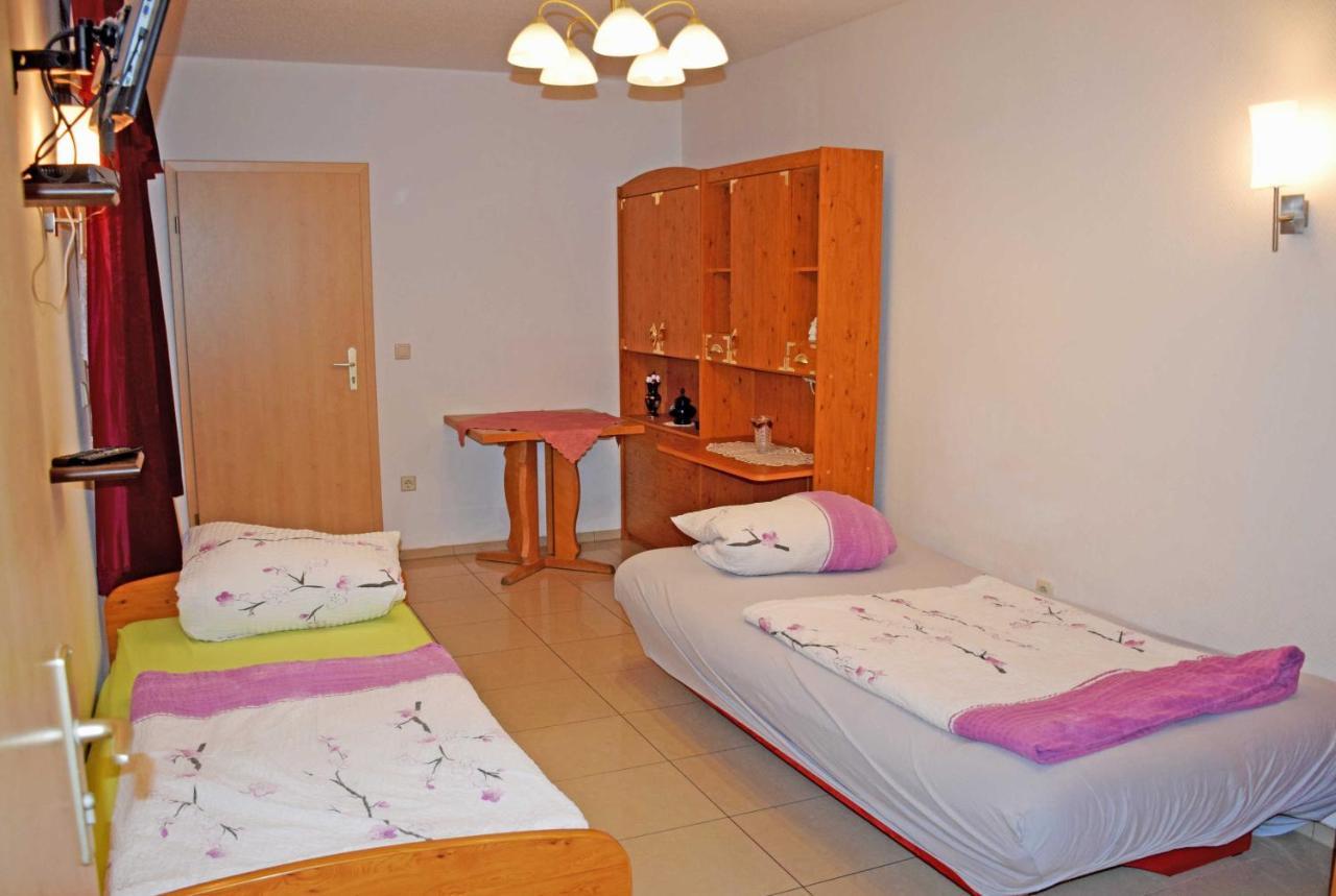 Ferienwohnung/ Ferienzimmer Asche アッシャースレーベン エクステリア 写真